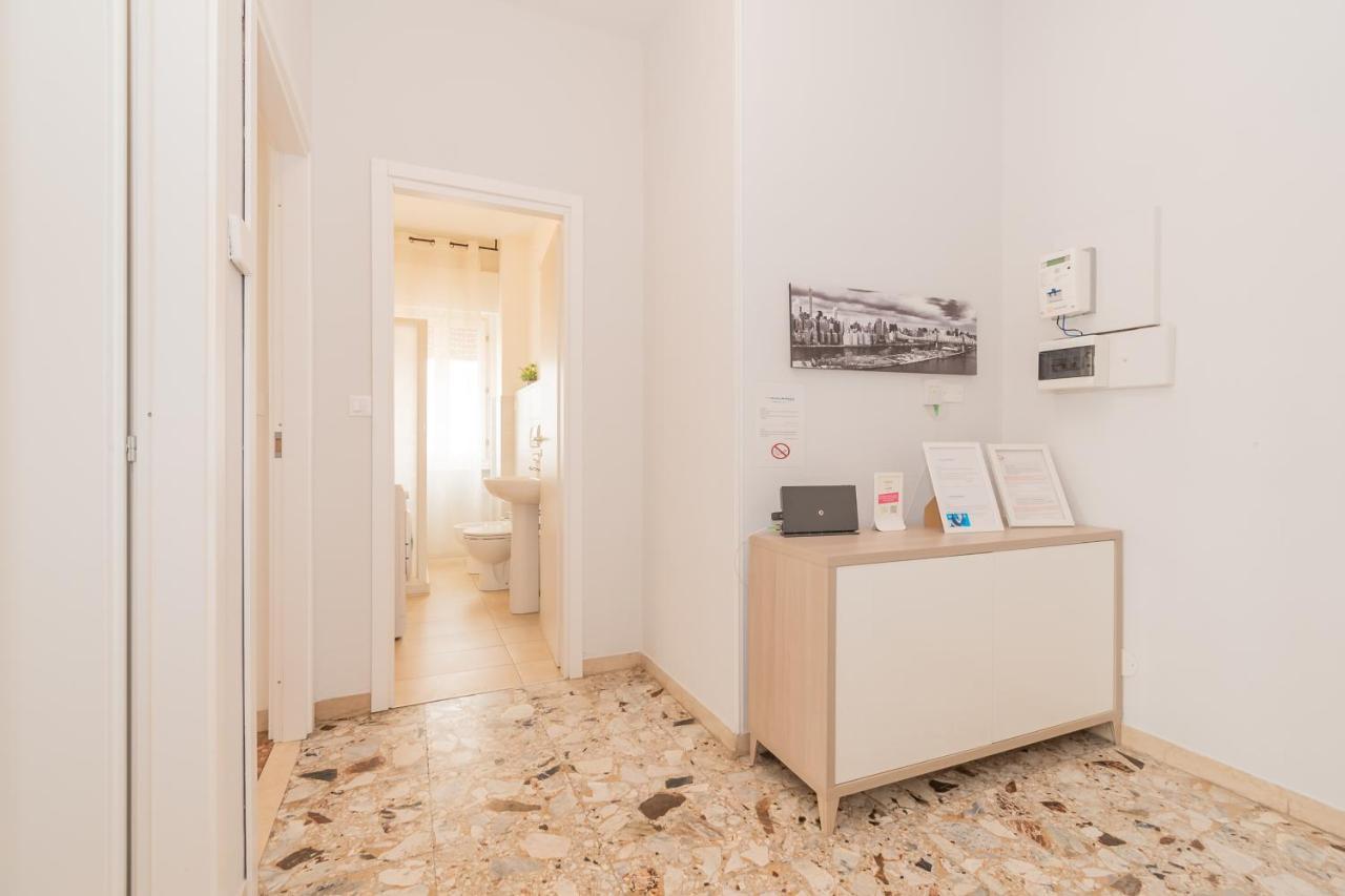 Ospedale Civile 1 - F&L Apartment Brescia Exterior photo